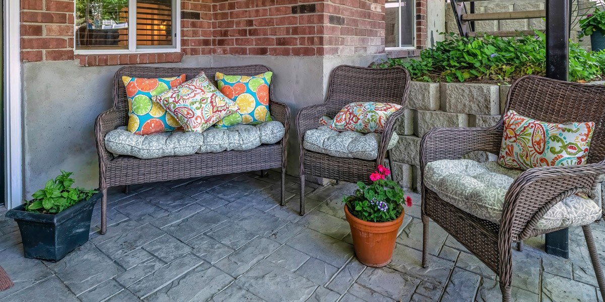 Choosing the Right Concrete Patio: A Comprehensive Guide